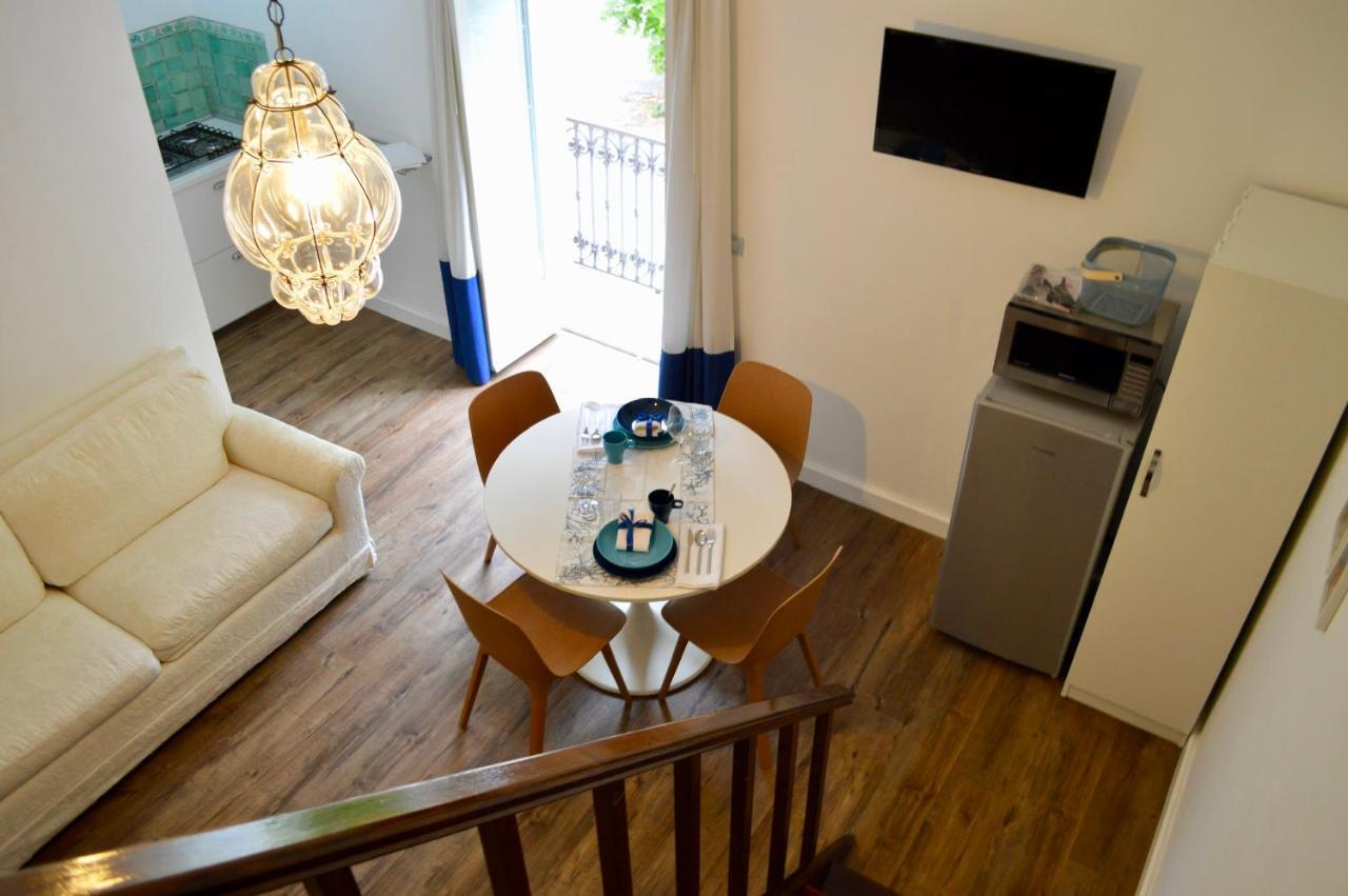 Perla Blu Apartment Gaeta Exterior photo